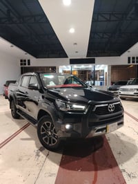 اخواني بيكم هايلوكس فأة (افنجر)  موديل2022 سيارة بحالت الوكالة جديده  ...