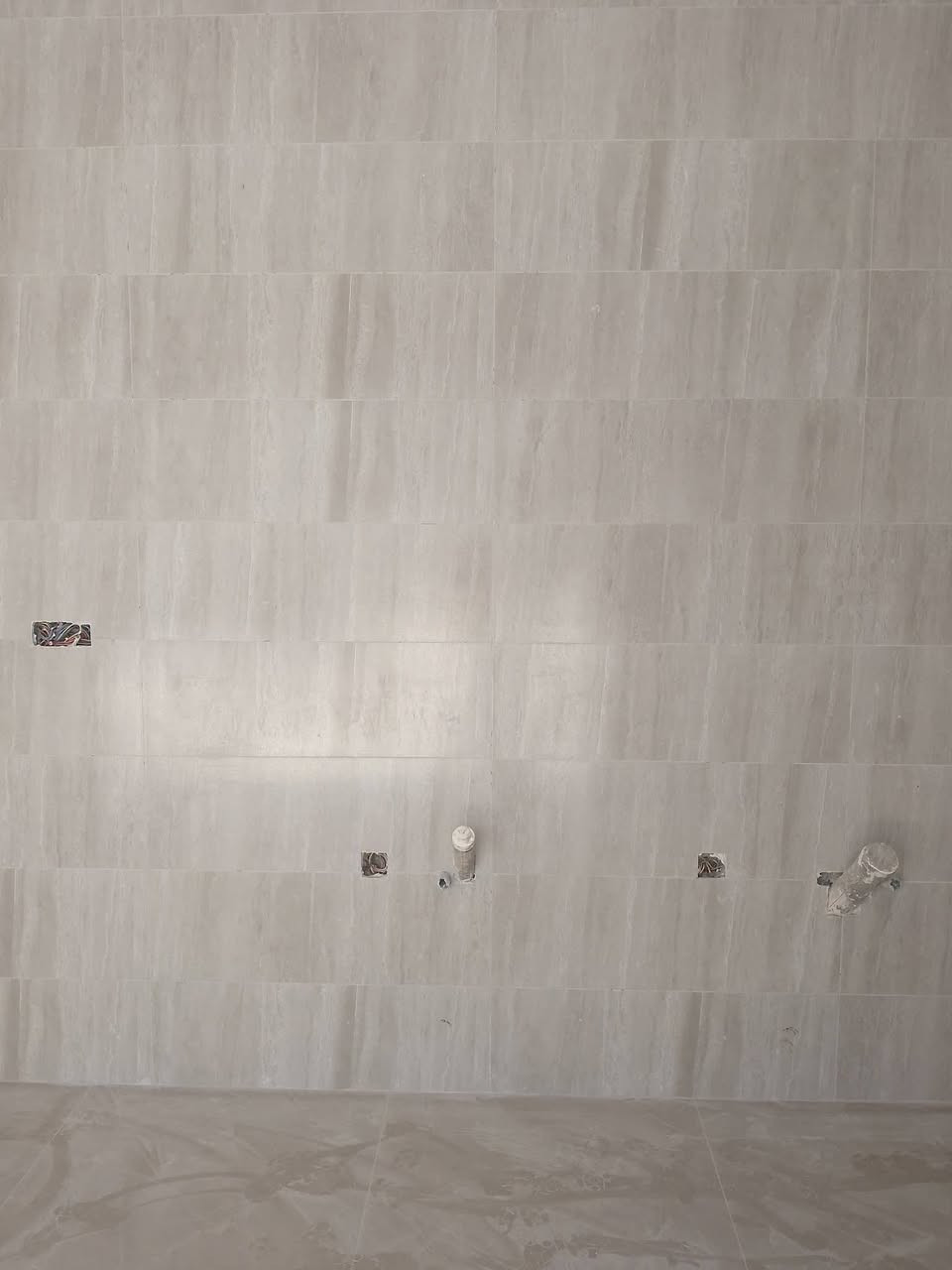 اسطه سيراميك باسعار مناسبه تسليم مهندس ***********
