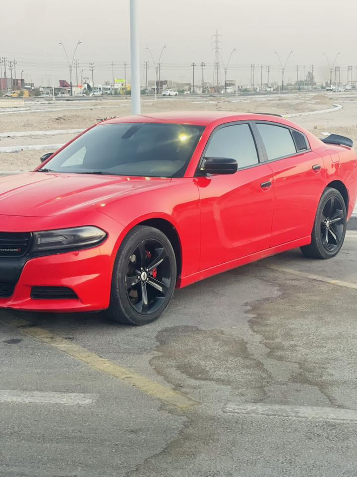 السلام عليكم
للبيع جارجر موديل 2019  معلايه 22 رقم بصره سنويه ال2029 فول مواصفات عده الفتحه محرك
3600 كشنات حضن تدفه تبريد ضررها
فقط بنيد محولب والباقي كفاله سعرها190 
رقم الهاتف *********** العنوان البصره
