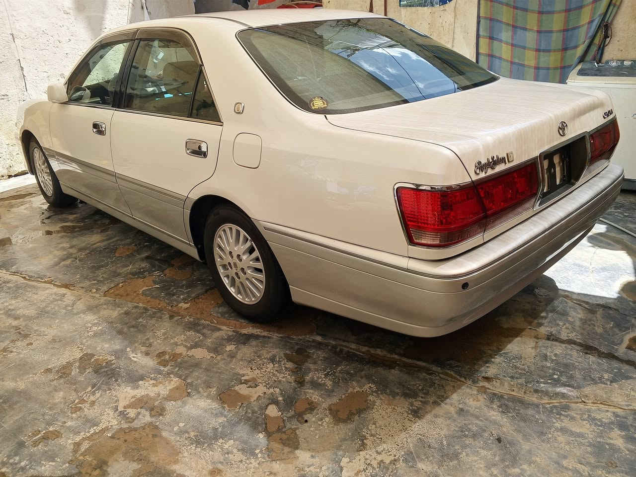 سلام عليكم  بيه كتاب حجز 
تويوتا كراون ملكه
موديل 2001 أدوات أدوات 
بعتهي كارتون جديده جديده
مكينه D4 الكبير شاصي75
أربع دكم فول بطن عده الجلد
تحويرت نجف فوك او جوه دشبول مثنئ العيساوي 
السياره كرستال أصل أو فصل 
تخم تاير كارتون حداديه 100 بل 100
تبريد امامي خلفي 🥶🥶 ثلاجة 
أربع كشنات كهرباء خزن ميموري 
تحكم استيرن جهتين ا

استيرن كهرباء 
السياره ماشي 100حقيقي 
ابلتوث بلادي زرع 
حساسات امامي خلفي بلاد 
إمرايات شفت 
مكان ناصريه السعر 110 بيه مجال 
***********
بي وتساب
