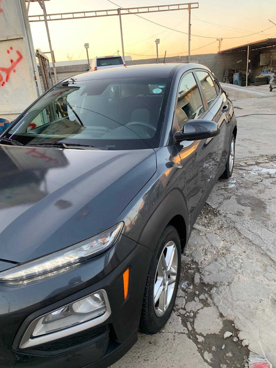 كونا موديل 2021امريكي بيهه باب صبغ وبند وجاملغ مبدل بصمه شاشه اصلي تحكات ماشيه 80 الف رقم اربيل با اسمي سونار مرفق بالسونار السعر 120 $ 
مكانهه البلديات 
رقم الهاتف ***********
