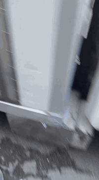 السلام عليكم كيا براد فحل موديل  2018 مكينه 4000 بيها شغلات قليله الاتصال ***********
