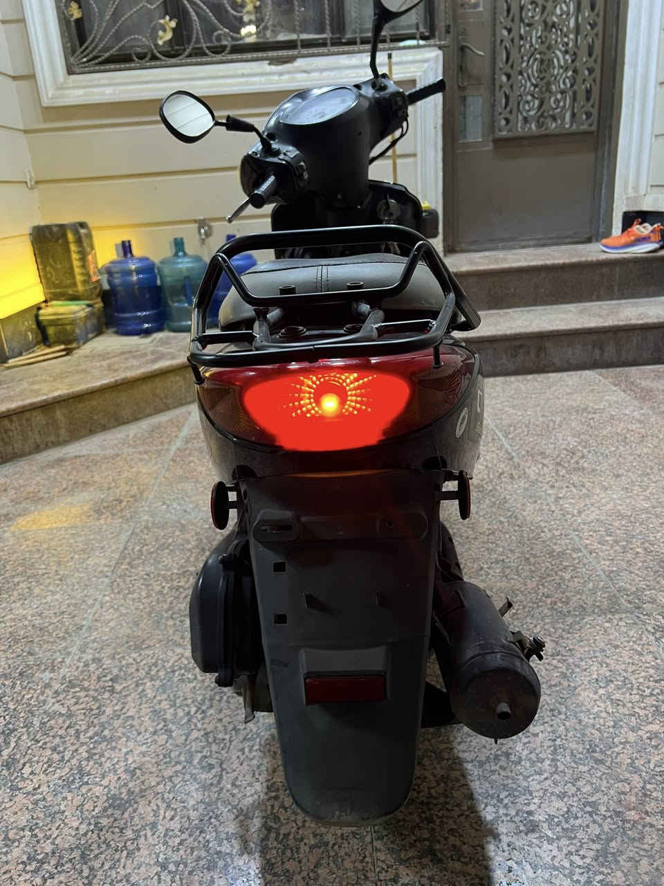 دراجه بغبغاء للبيع فول نضافه فحص مكينه دراجه عله ايدي سعر مليون 150 وبيهة مجال بصيط تواصل واتساب ***********
