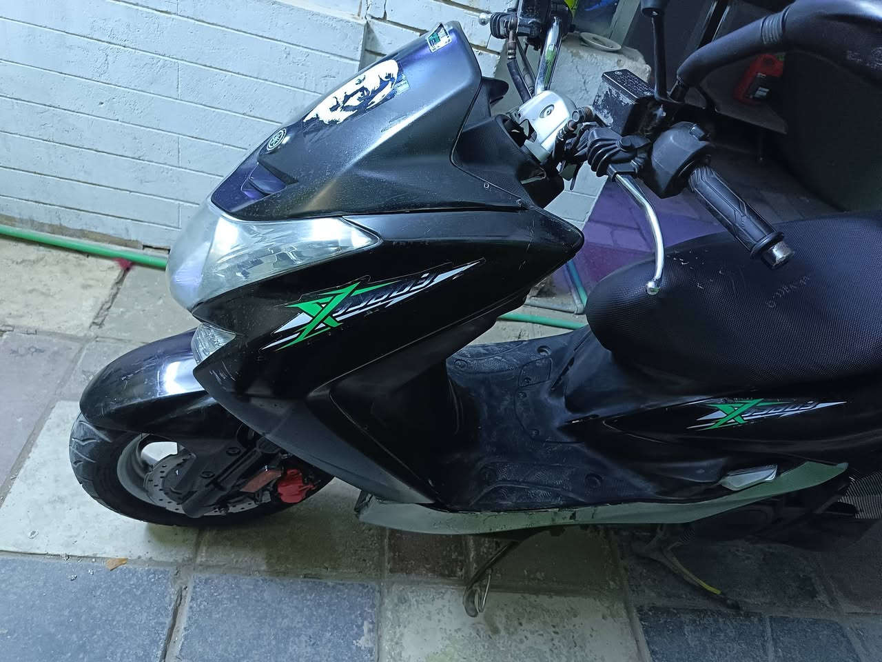 دراجه ماجستا اس حديث
الدراجه كل بطنها جديده ... مكينة كلش جديدة
اسبانه ما فاتحتها
ملف بلادي جديد
سلف بلادي جديد
راديتر بلادي جديد
شلعتها قويه
سلف بسرعه تشتغل
دهن motal
بانزين محسن

900 الف بيها مجال حك الجيه

بغداد
***********
