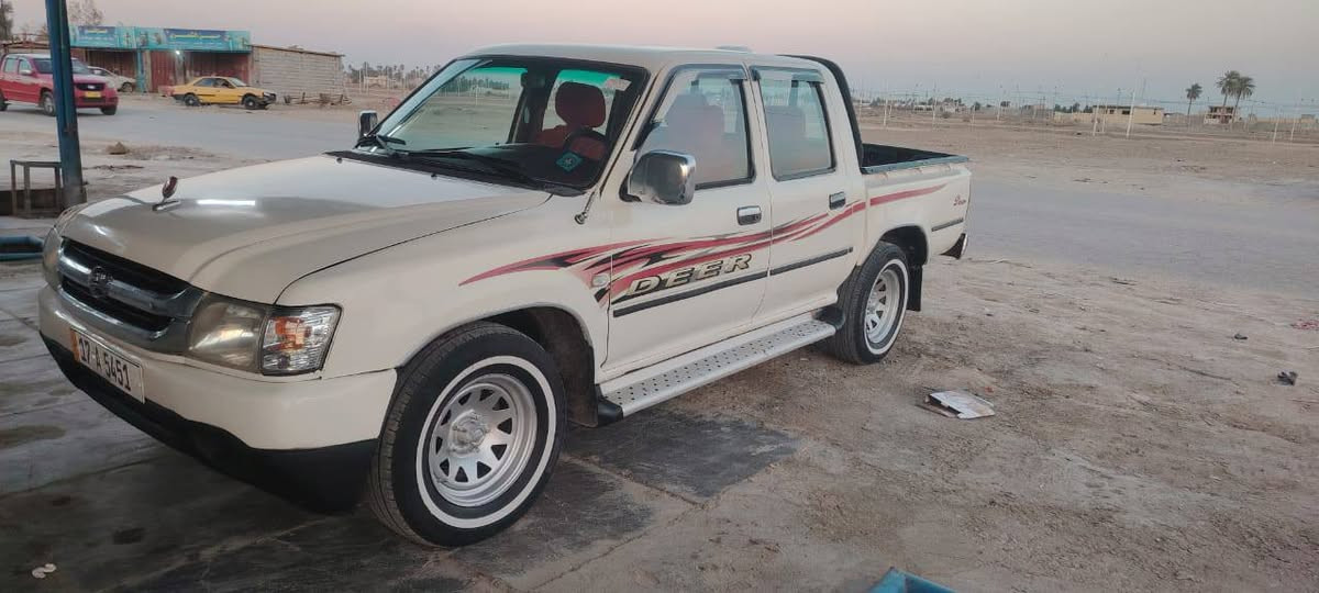 السلام عليكم للبيع بيكم دير موديل 2007 رقم مثنى نكليزي سنويه 2031 سياره مكفوله كير  شاصي محرك حداديه تخم تاير جديد كهربايات كله شغاله تبريد شغال سياره مكفوله من العيب الشرعي بيه خياسات مصلحات  المكان الديوانية السعر 46 تصال على رقم ***********
