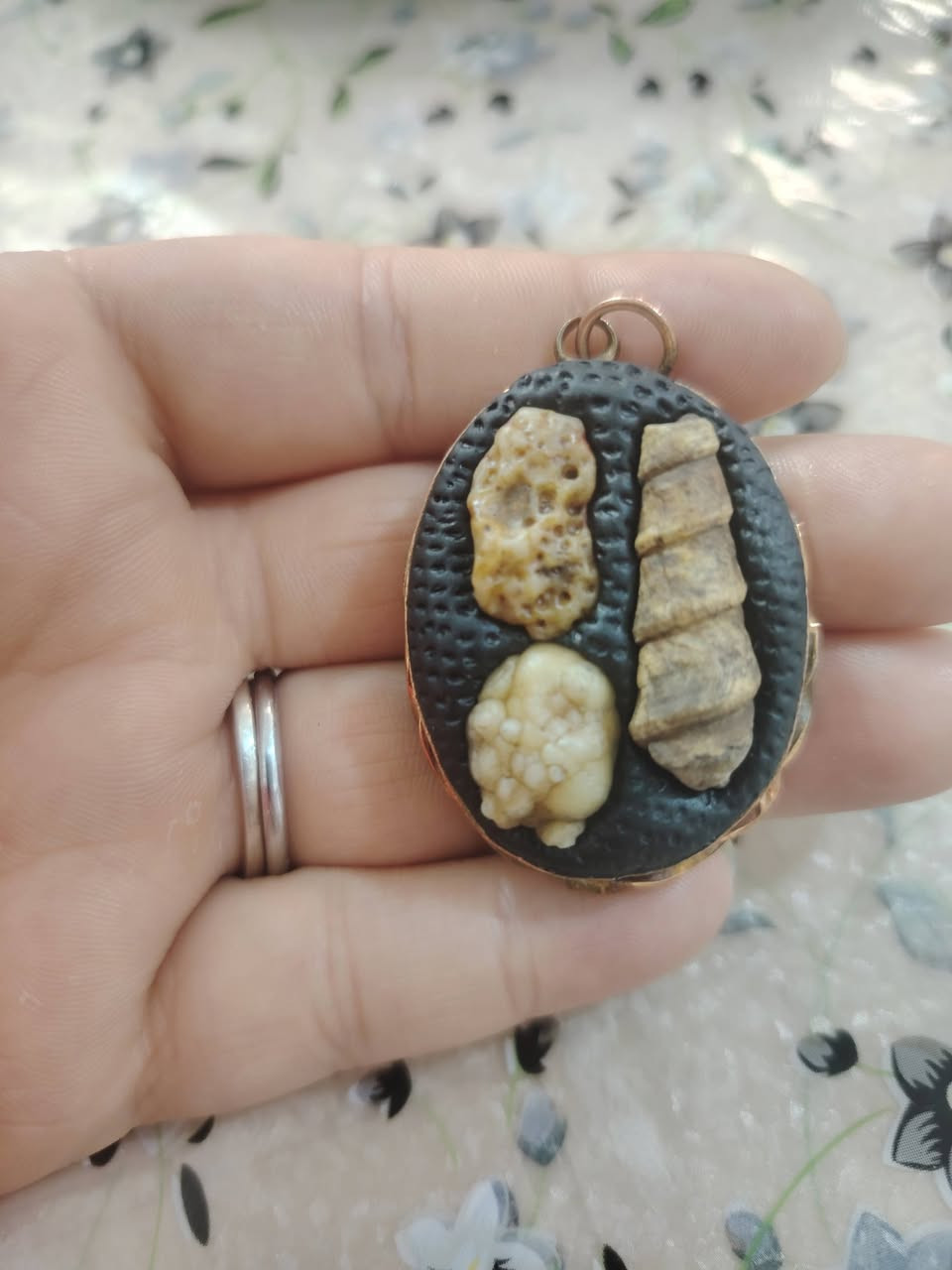 ميداليه حجر اللوي +حجر زوعه الحيه .
مخطوط هدهد سليمان وآيات قرآنية مباركه
للاستفسار خاص
موجود توصيل لكل محافضات


**إذا كنت صاحب هذا الإعلان وتريد حذفه لأي سبب، رجاءا أرسل رسالة إلى الدعم الفني**