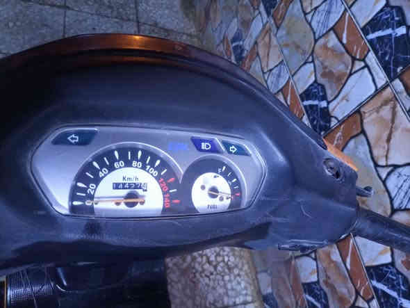 السلام عليكم دراجه سيام سرعه 140شغاله اترايك وين ماتريد هندر سلف دبل استان توديك  وجيبك الدوامك العنوان بغداد زعفرانيه أربع شوارع السعر 350وبيهه مجال للشراي ***********وبي واتساب
