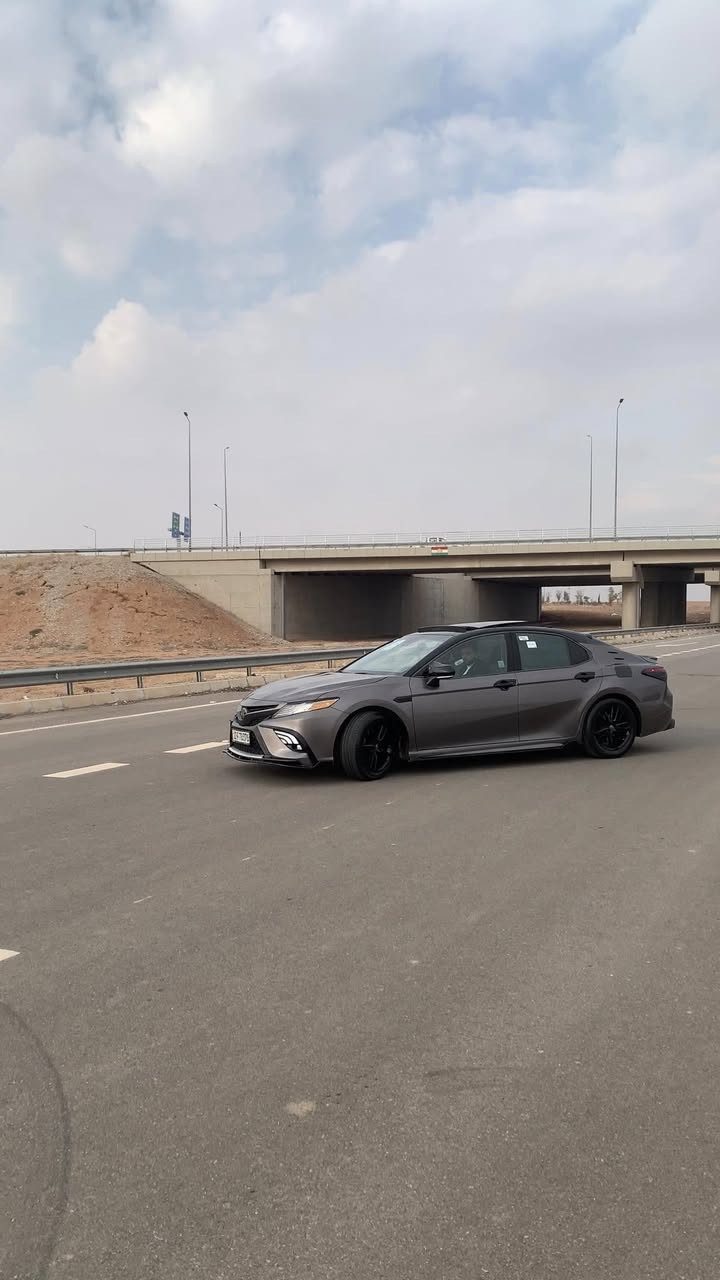 .                               بِسْمِ اللهِ الرَّحْمَنِ الرَّحِيْم
تۆیۆتا کامری XSE : مۆدێل2020
مواسەفات XSE ، پانۆڕاما ، بەسمە.شەغال  سئ گێر گێر لەسوکان  سئ مۆدی لئ خوڕین ئیکۆ نۆڕمال سپۆرت برێک بەسمە وئۆتۆهۆلد شاشە.
کامیرە.ڕادار.تەعدیل سورعە.خەتی جادە و لایت زینۆ.کوشن جڵدوکارەباییوو هیتەر دەرگابەسمە و ئاوێنە ئیشارەتو زینۆحەرارە و شەحن موبایلوو دەبل سەلاجە زۆر مواسەفاتی تر.وەفول کەمالیاتە دەبل گزۆز. بەس بۆنیتوو جاملغوو دەرگای سەکن بۆیاخە سەنەویوو هەزە نوێیە چوار تایەی لۆکی لەژێرە سەیارەکە زۆرجوانە ماڵی دۆستە یەک دینار مەسروفی تێدانیە گێڕو مەکینەو تەبریدو بەناوکردن و غرامە هەمووی بە شەرت 

سـعر189$         *********** أربيل, العراق
