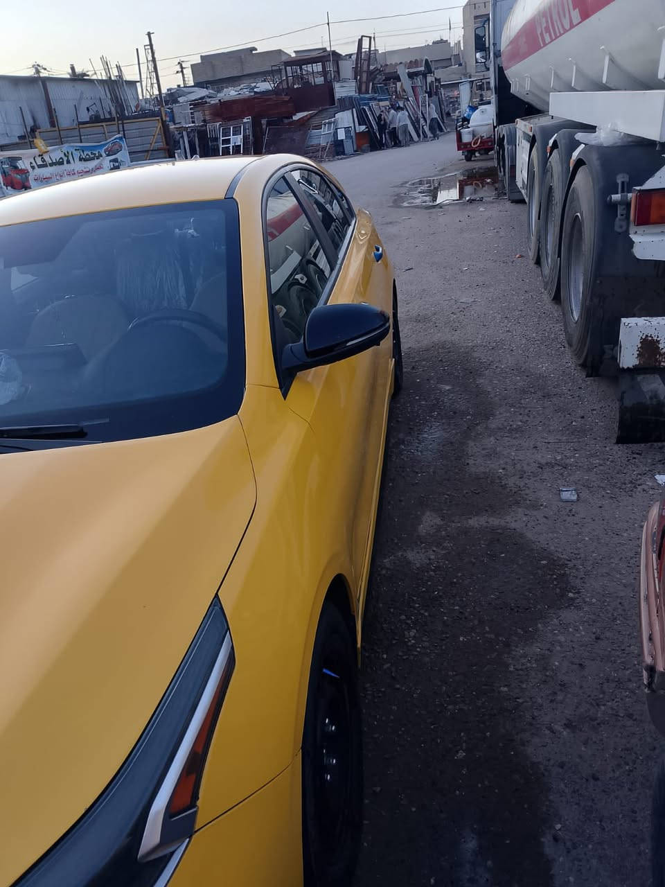 السلام عليكم سياره فورتي 22مكفوله كفاله عامه  للبيع مكان السياره بغداد السعره 135 $ رقم صاحب السياره ***********
