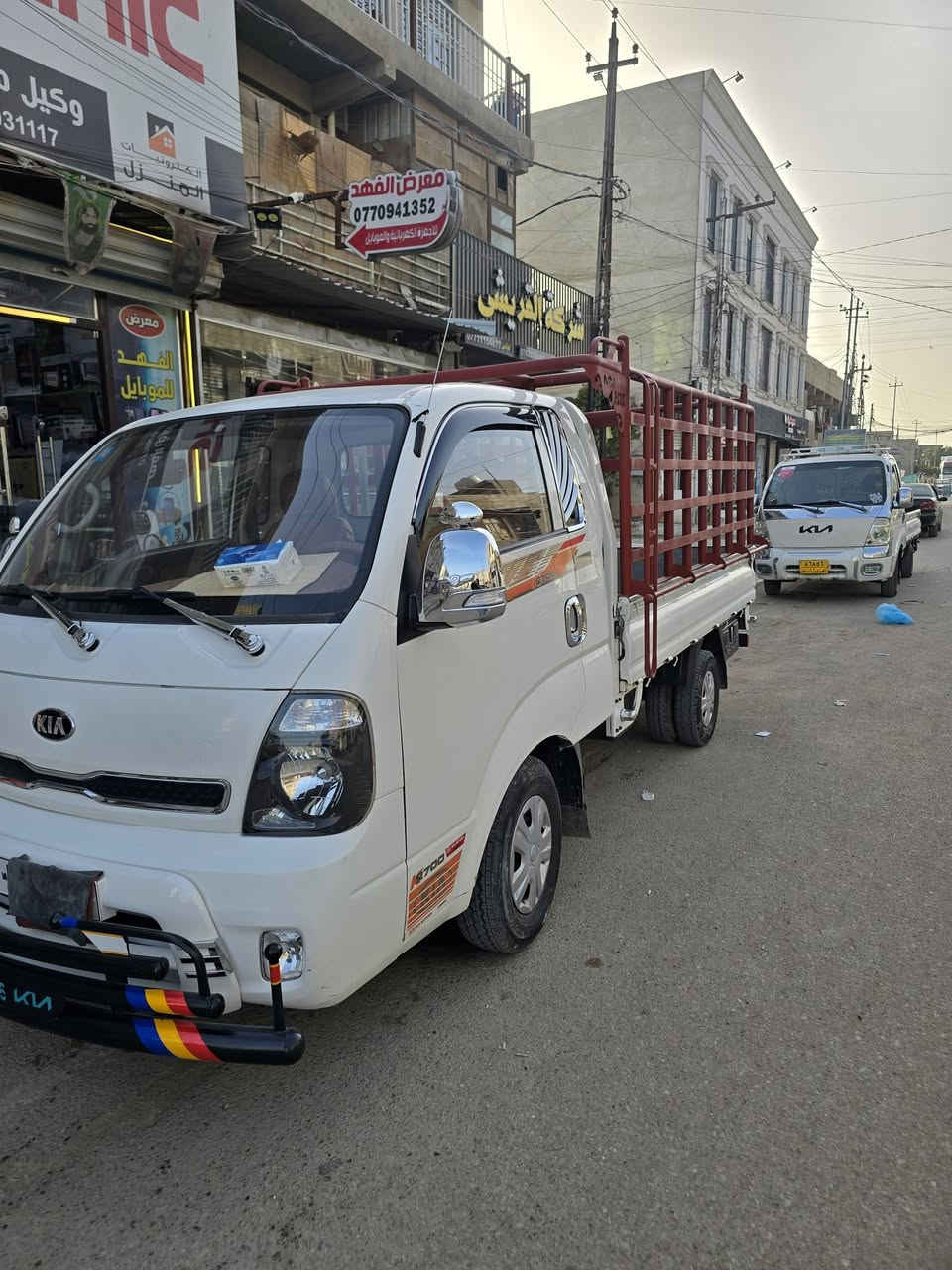 السلام عليكم كيا  حمل موديل 2018  رقم بابل رقم انكليزي تحويل ثانيوم
سياره جاهزه تدفئ تبريد كهربائيات مكينه لا تنقيص ولا تبخير  
خير من الله سونار  بالصور  بدون محجر المكان بغداد  كفاءات السيديه السعر 125  وبيها مجال بسيط 
رقم مبايل ***********
