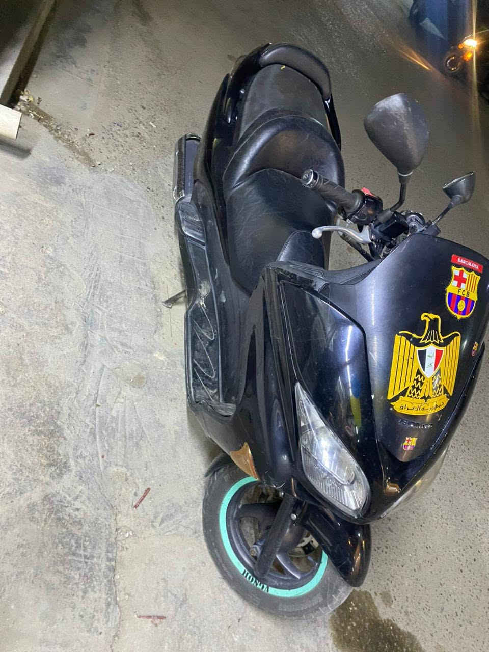 مراوس حسب القناعة. 
فورزة 0.9 نضيفة نص نكرة سرعة معدل فيت بم جديد. يرادلة شوي ترتيب. مثل بنزات وكلج خلفي. 
 عنوان بغداد البلديات.


**إذا كنت صاحب هذا الإعلان وتريد حذفه لأي سبب، رجاءا أرسل رسالة إلى الدعم الفني**