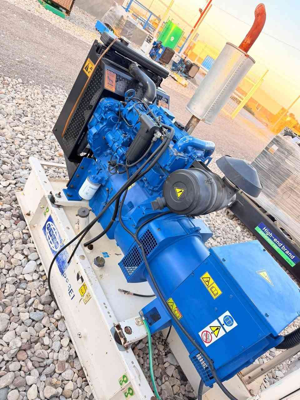 السلام عليكم
 بيركنز انكليزي افجي ولسن الاصلي شرط بــــــــــــــــلادي👉

4بستم سوبر انتر كلر 88كيفي عدد ساعات العمل 5000👌

شاشه نضام حمايه برودكشن توليد لوري سومــــــــــــــــر☠️

ملاحـــــــــــــضه: محرك غير مفتوح وراس التوليد غير ملفوف👉

 استيراد اروبا غير مستخدم في العراق 🇮🇶

العنوان بابل _الشوملي 👉
يوجد خدمة توصيل 
للٕاستفسار 
***********🤙
