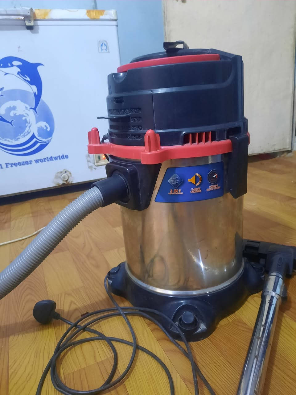 مكنسه كهربائيه للبيع وع الفحص استخدام قليل 
السعر قفل 30


**إذا كنت صاحب هذا الإعلان وتريد حذفه لأي سبب، رجاءا أرسل رسالة إلى الدعم الفني**