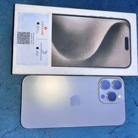 ايفون 15برو ماكس  بطارية ١٠٠ عدد دورات الشحن ٢٤٤ مكفول مكاني بغداد مدي...