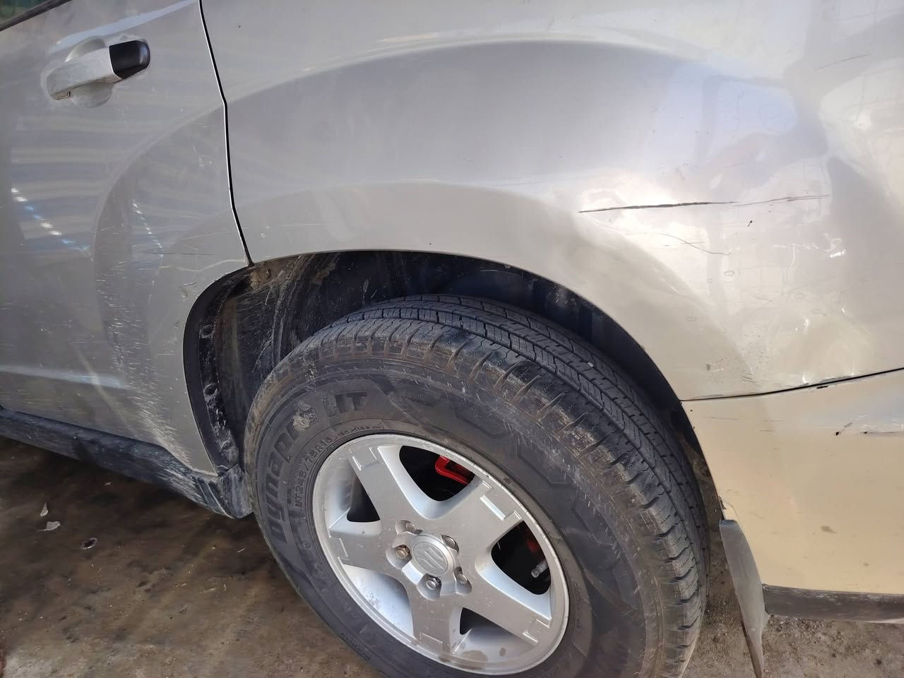 عمل حداديه خلفيه عامه
🚘🚘🚘🚘🚘🚘🚘
#تبديل تخم بوش خلفيه عددهن 14 بوشه نوع كوري اصلي 
#تبديل شموع
تبديل لويات خلفيه مع ربل لوي
#ورشة انور سوزوكي كربلاء الحي الصناعي الابلوك الثاني
***********
***********
