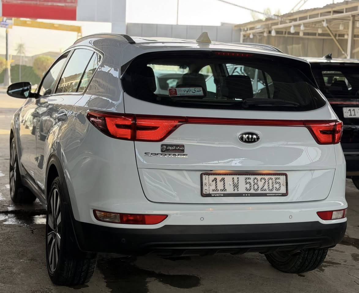 سبورتج 🚀 2016 🔥 خليجي 

الموصفات 💯

1 شاشة 
2- كامرة خلفية 
3- حساس خلفي وامامي 
4- داخل بيج 
5- قطعتين تبريد 

السيارة خليجي مكفولة من الصبغ والتبديل 

#السيارة جديدة 

#السعر 17.500 $ 
175 ورقة للتفاوض او للاستفسار الاتصال على الرقم 

***********. #مسلم 

بغداد / الكاضمية
