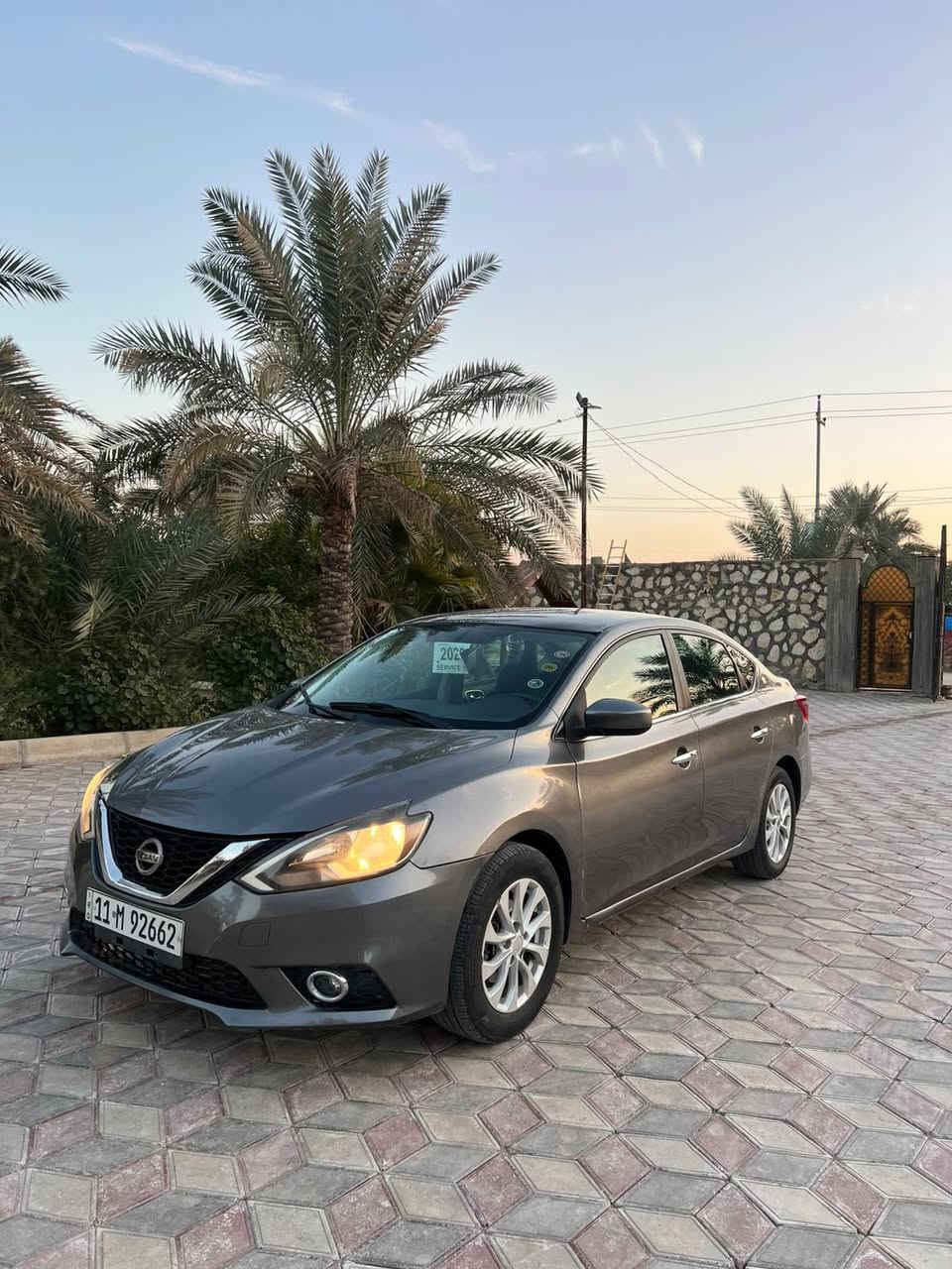 السلام عليكم 
للبيع نيسان سنتره 2019
السياره ماشيه 82 الف. حقيقي 
بصمه 
شاشه  كامره 
تحكمات استرين جهتين 
باقي المواصفات المعروفه 
السياره كلش نضيفه او جديده 
هذا السبوع مسويله ادامه كامله 
صدر امامي خلفي جديد 
حادث موضح بالمنشور كامل طخات بيهه ومصلحهه جاهزه اي نقص ما بيهه 
السعر     98$      بيهه مجال بسيط  
 العنوان   بابل المسيب    ***********
