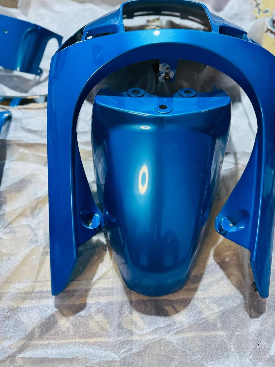 سلام عليكم كفرات بوليس مصطرى نظافة 90% سعرهن بـ40 لون ازرق مكاني بصره القبله 
***********
