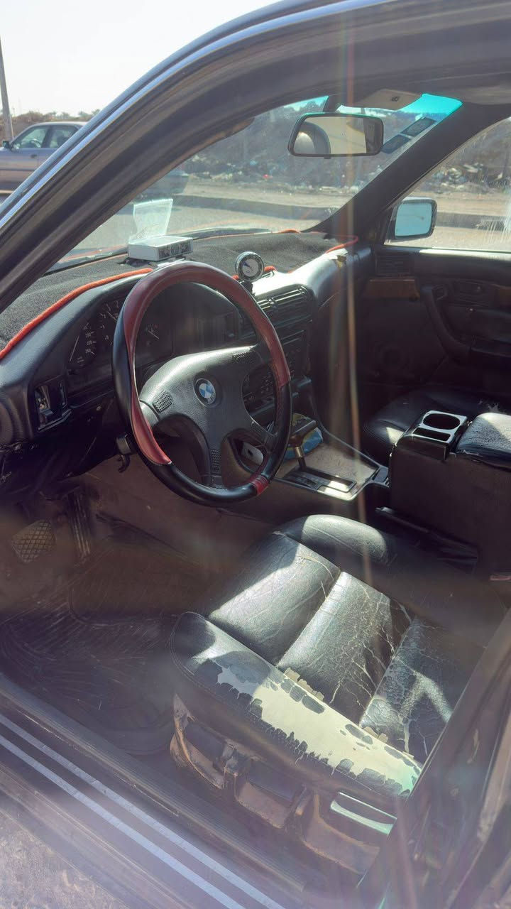 السلام عليكم بيئم 525محرك مسكر بي خيط بخار
حداده تبريد رقم نكليزي بغداد سنويه جديده كهربايات كله مضبوط مكانها ميسان مكلف النشر اتصال على راعيها السعر 50بيها مجال اتصال ***********
