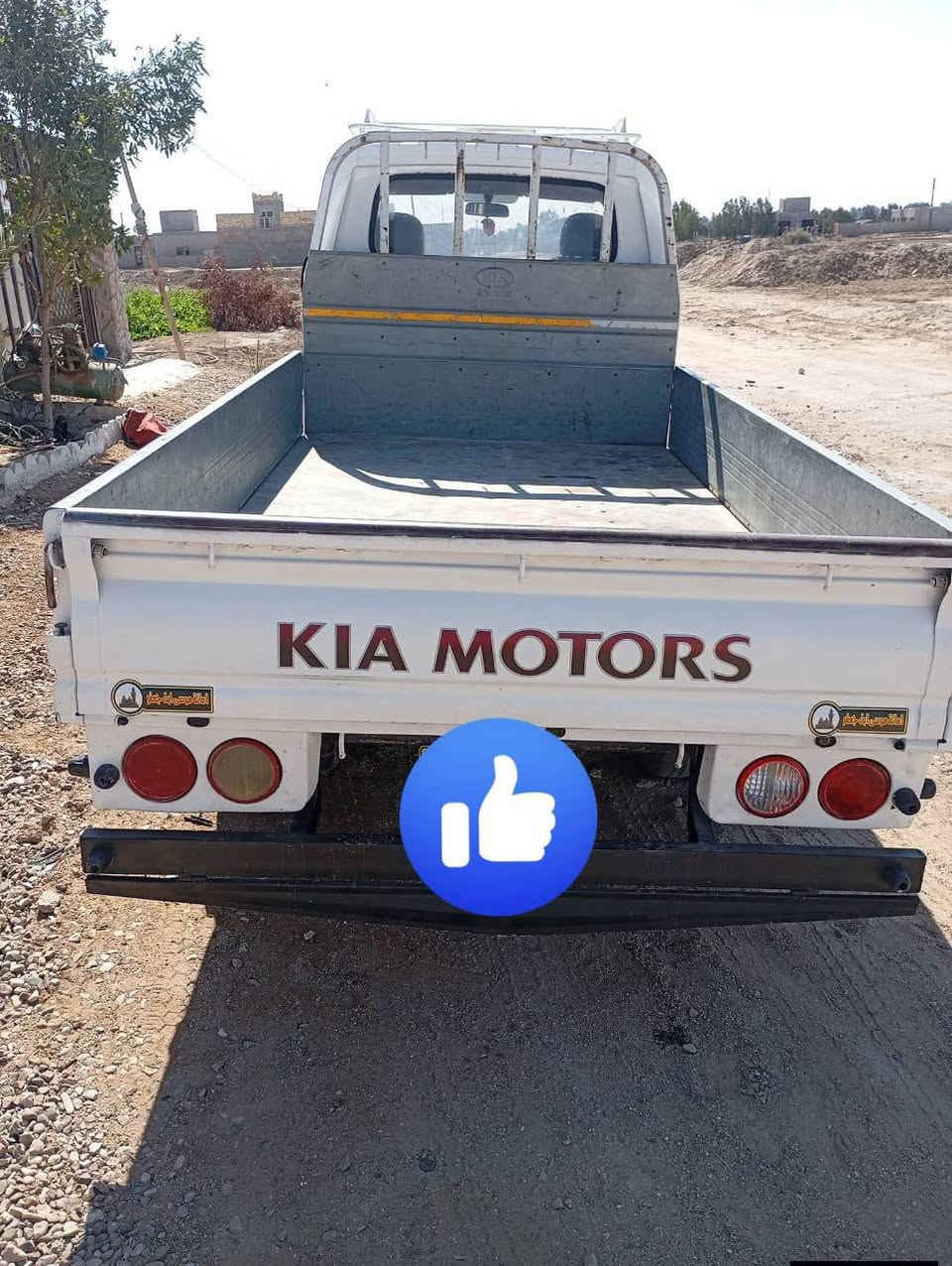 كيا ١٢للبيع مكفولة من كلشي جديدة الشراي يتصل ***********
