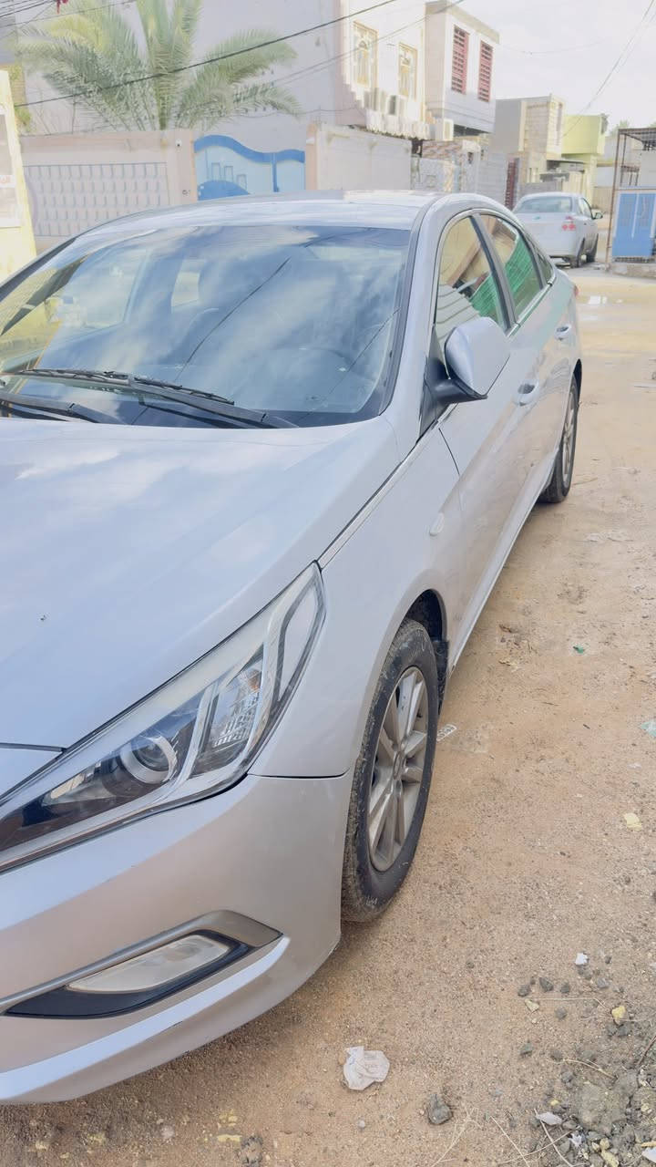 سلام عليكم سوناتا2017 غاز خط واحد دخول جديد  كصه جنطه اليوم كملت ارقام وسنويه انكليزي على الشاصي اربيل مكانها نجف سعر 54 وبيها محال للشراي للاتصال***********
