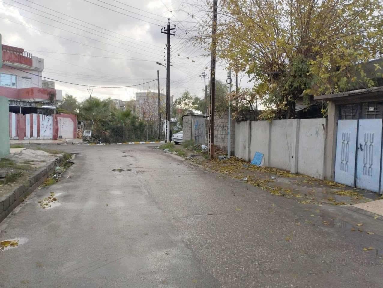 🏚️ دار بحساب ارض للبيع
📍 الموقع الموصل حي سومر قرب جامع قباء

🔹 المساحة 200 متر

للتواصل  الأتصال على 
الرقم الهاتف ⬇️
***********
