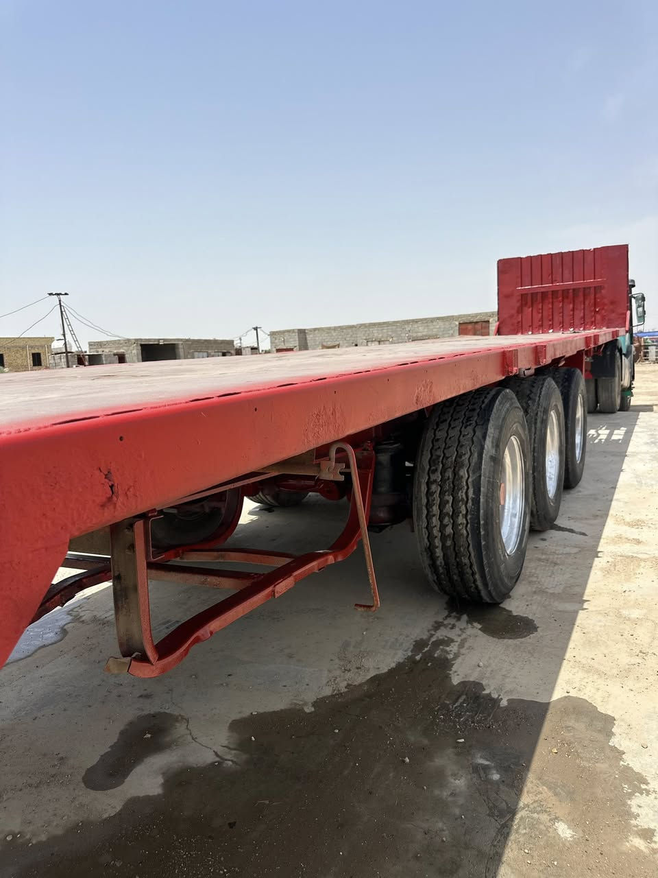 السلام عليكم عربانه اوربيه 13.60 عربانه جاهزه بريك شغال هوى جوبلسات جدد تايرات موضحات  بالفيديو قاعده اسبيرات جتف وسطحيه حديد كلشي موضح بالفيديو سعرها 29$ ورقه وبيها مجال قليل شراي اتصل واني خادم *********** حيدر .

