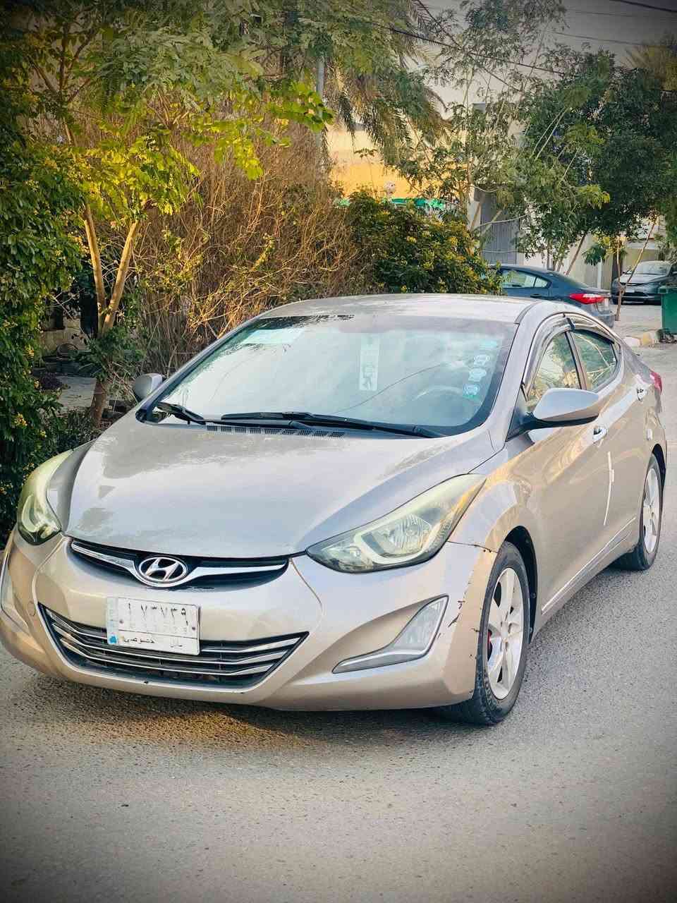 السلام عليكم ***********
هونداي النترا 2015 وارد امريكي رقم بابل تحويل مباشر طابه كلين بلعراق صار بيه طخه جاملغ خلفي وقبق جنطه بدون داخل بسيطة مواصفات ويل كب تحكمات  حاكيه دمامات انضمة قياده يده نيكل مكينه 2000 دوش وبعد بيه مواصفات كير محرك حداديه تخم تاير كله جاهز مال جناي السعر (98$) نهايتهة 
للاستفسار ***********
مكاني كربلاء
