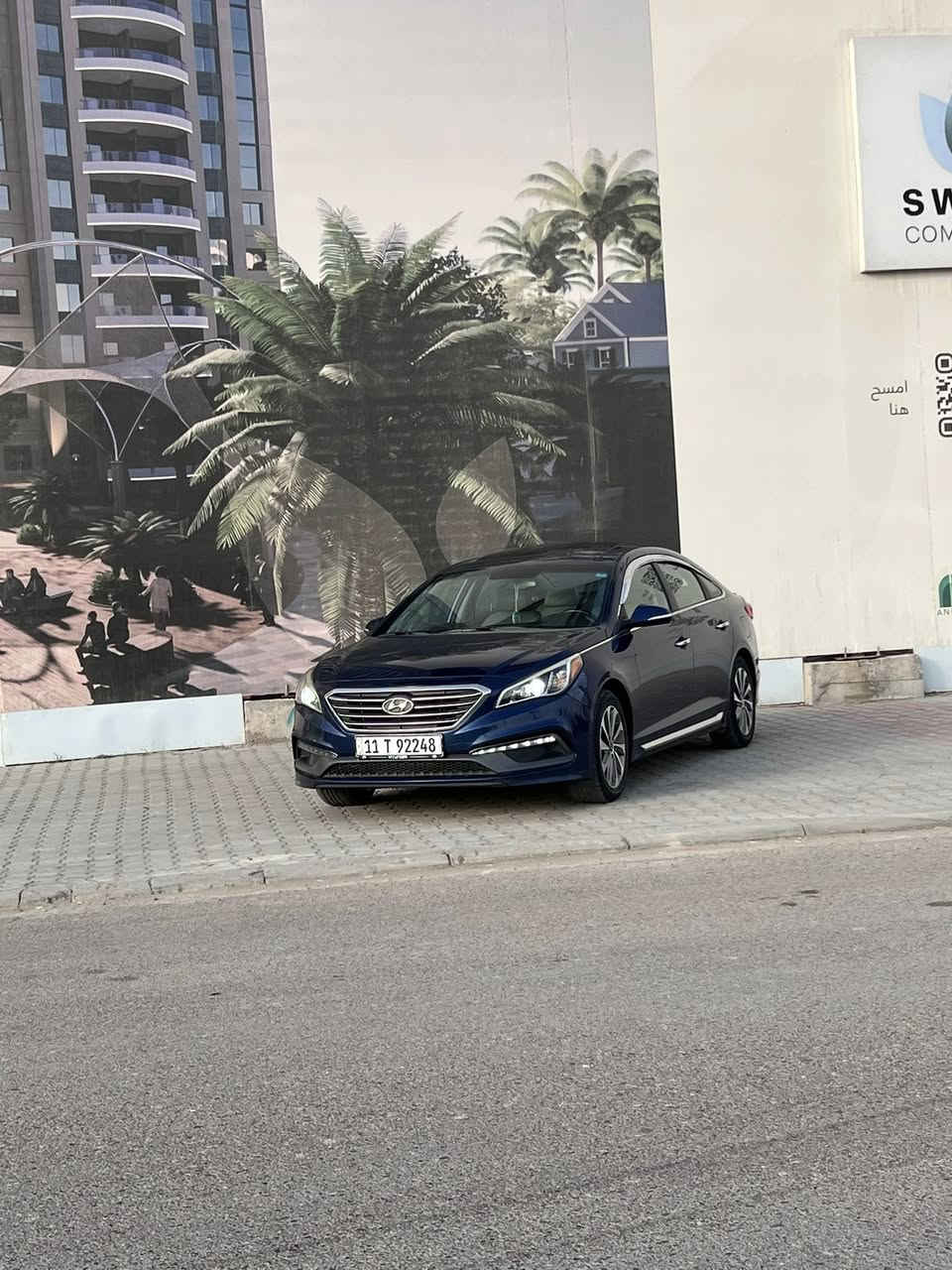 سوناتا موديل 16 سبورت 
فول مواصفات بصمة فتحة 
كشنات كهرباء و تدفئة حساسات امامية و خلفية
شاشة كار بلئي تحديد مسائر جنطة ذكية تفتح عند القتراب
معروفة مواصفات لسبورت
كيرر محرك مكفولات
حادث السياره ربع البنيد ومصبوغ البنيد كلة 
بدون ايرباك ولا دواخل صور الحادث موجودة وبارد بل باب الخلفي قليل 
رقم بغداد بسمي
السعر 137 وبية مجال 
مكاني بغداد
***********
***********
