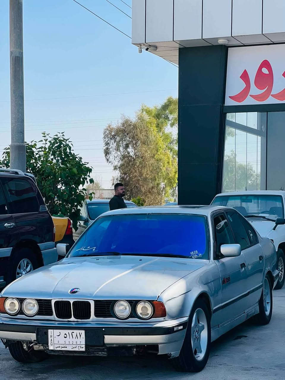 سلاوي خوالةهةمو لايةك 
بيئيم مؤديل ١٩٩٢ مةكينة بيست عادي 
گيرو مةكينةو اكسلو داروبةردي بةشةرت 
كارةباي هةموي بةشةرت 
تةقةو رةقةي هةموي بةشةرت 
جوار جام كارةبا  سلايت
سيارةكة باكة مالي دؤستة 
شوين كةلار 
ادمين 🍁
ژ ***********
