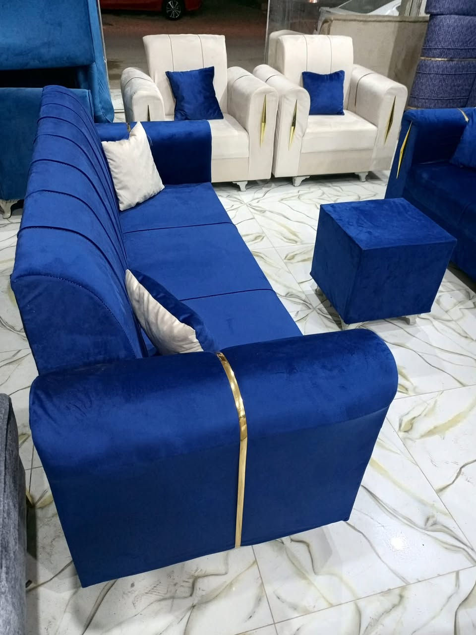 ياالله تخم جديد مامستخدم 6قطع 10 مقاعد السعر ب250وبيه مجال
مجمع بركه ام البنين ع سسومر قرب اعداديه خوله بنت الازور 
***********
توصيل 🚚 مجاني
