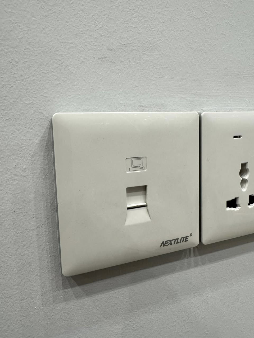 مرحبا 
اليومً تم إنجاز العمل المصرف الاهلي العراقي. 
تم تفيش. 40كيبل. إيثر نت 
طابعات 
كيو سستم 
كامرات 
متوفر. كادر تنصيب. البصره. 
***********
