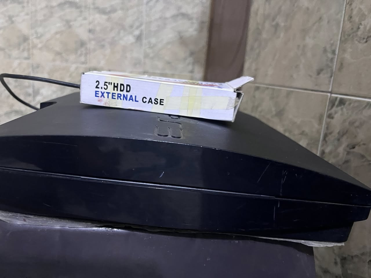 بلي ٣ مهكر هين مع هارد خارجي 
السعر ١١٠ 
الجهاز مو لوك ستيكر 
مكاني بغداد


**إذا كنت صاحب هذا الإعلان وتريد حذفه لأي سبب، رجاءا أرسل رسالة إلى الدعم الفني**