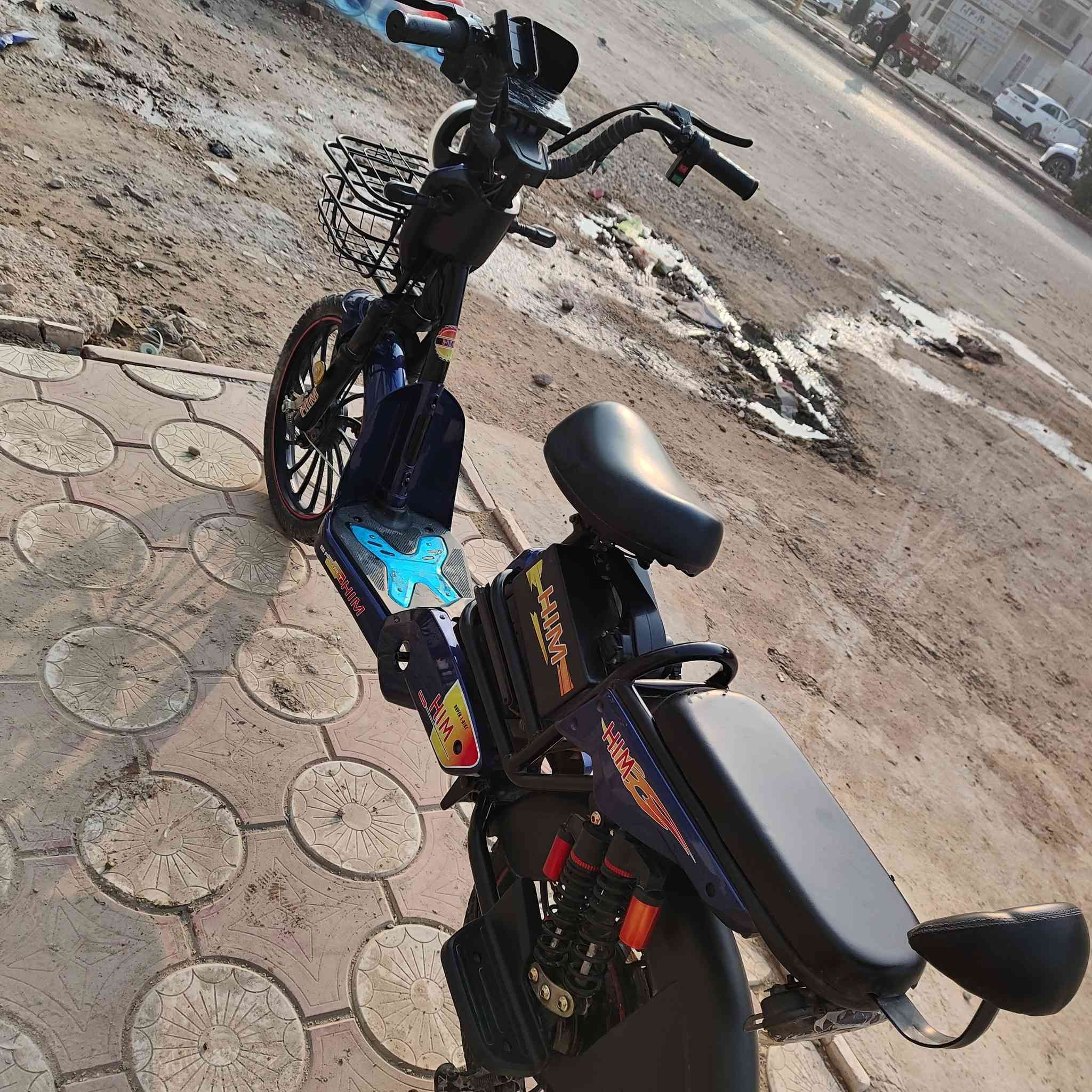 السلام عليكم
باسكل شحن نضيف حدا استعمال 4 اشهر.. 4 بطاريات نص استعمال
بدون اي خلل أو عطل
سعر 225الف
مكاني بابل مركز الحلة
واتساب ***********
