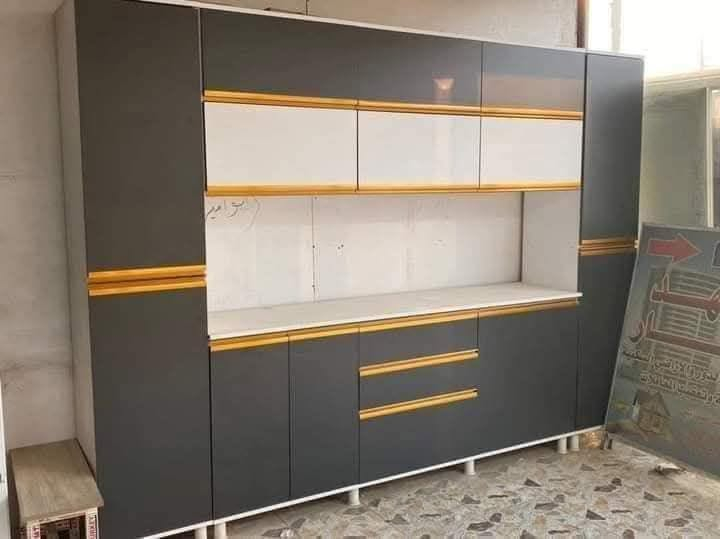 مطبخ مودرن بخامات عالية الجودة مقاومة للرطوبة، يجمع بين التصميم الأنيق وعملية التخزين الواسعة."بأسعار مناسبه للاستفسار مراسله الصفحه


**إذا كنت صاحب هذا الإعلان وتريد حذفه لأي سبب، رجاءا أرسل رسالة إلى الدعم الفني**