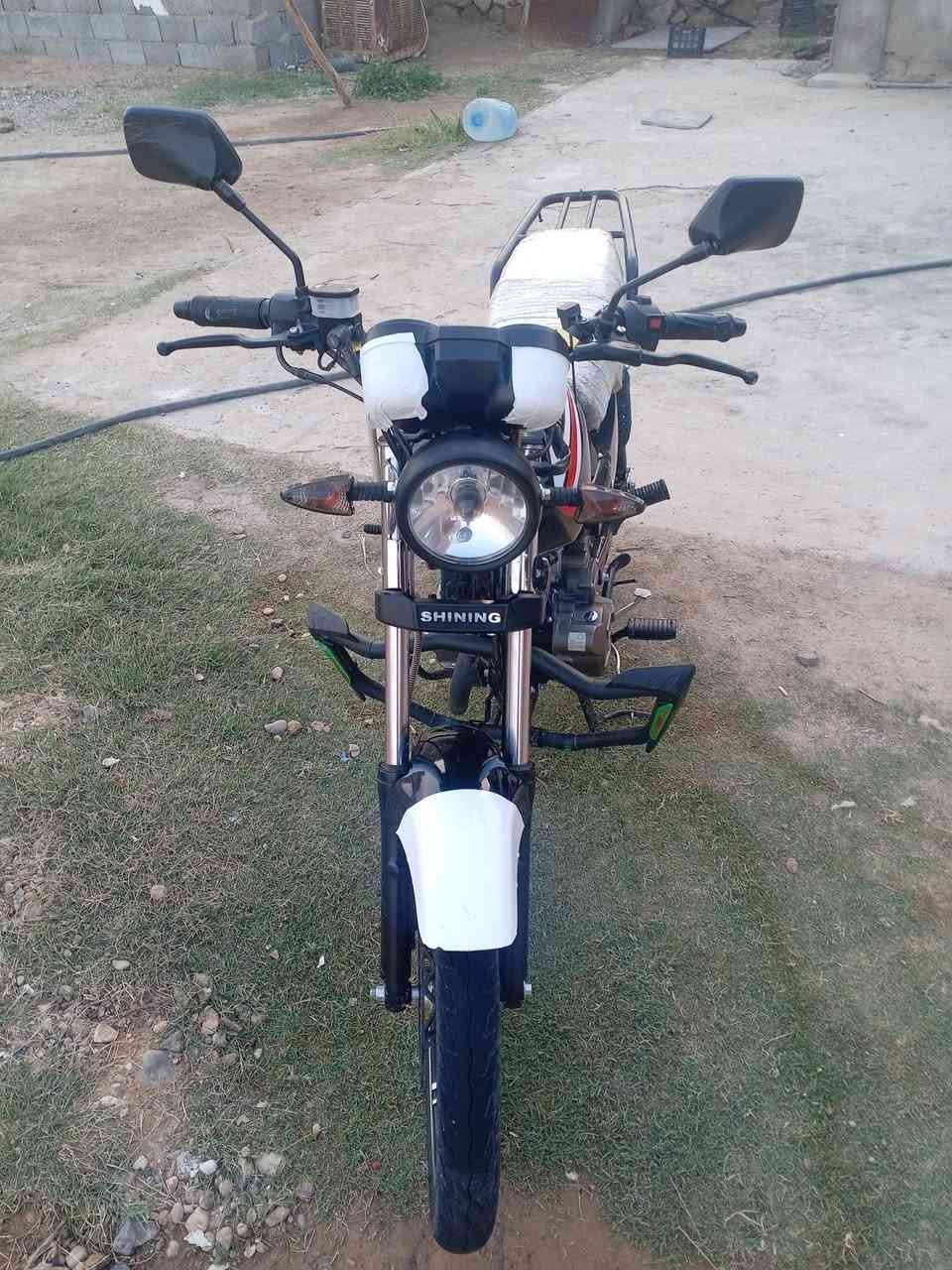 سلام عليكم موطور شاني موديل 2023 كلشي شغال بي موطور حيل نضيف وجديد السعر900 ما بي مجال فد مره وشراي يجي عل رغم ***********
