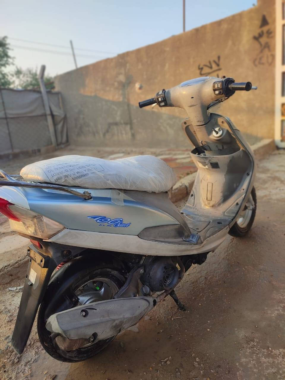 سلام عليكم لبيع دراجة ماكس منغولي شوف عينك نضافة فول وين ما يعجبك افحص سعر 750  لشراي يتصل ***********
