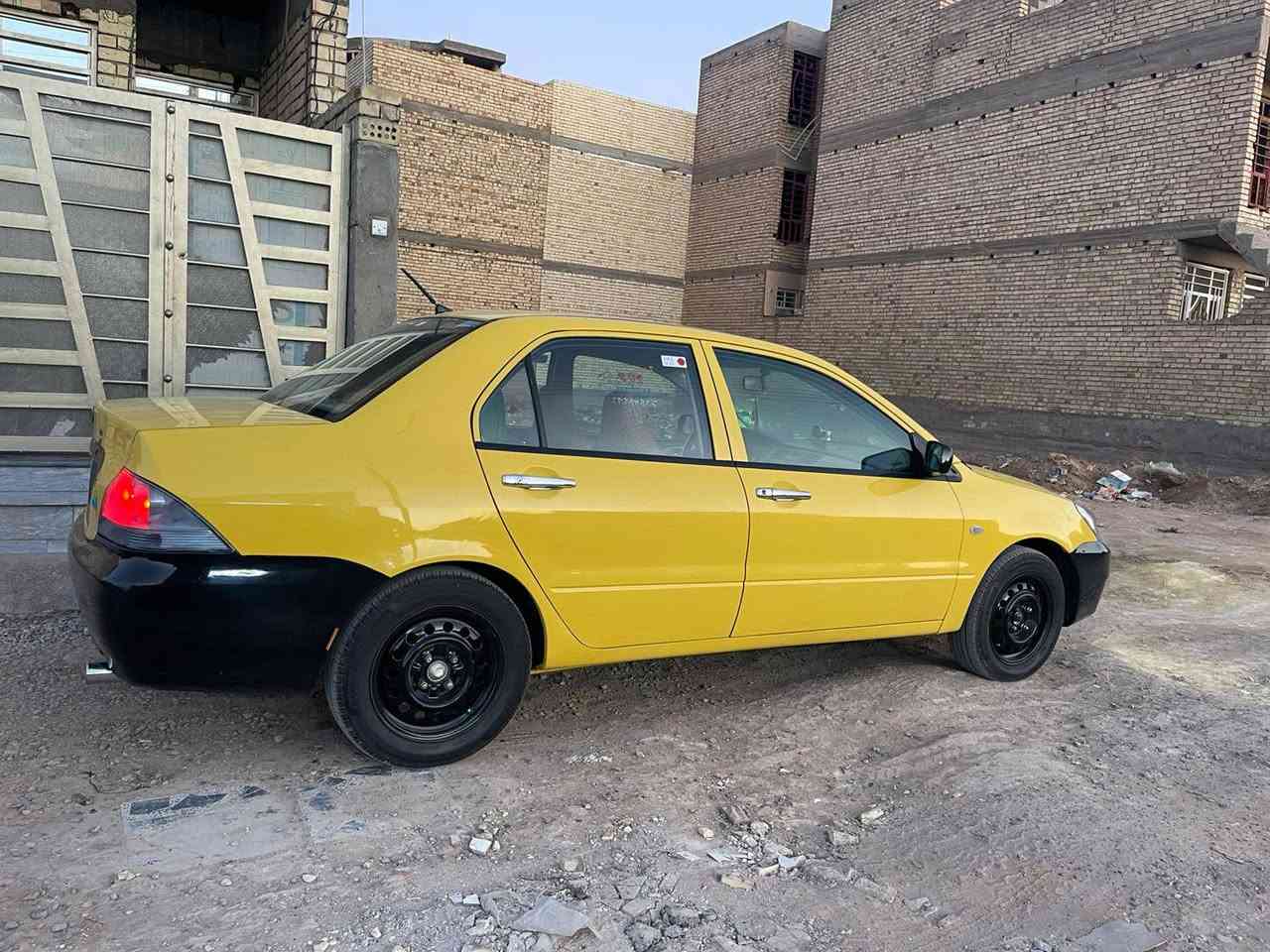 اسلام عليكم سياره ميتسوبيشي لانسر 2008للبيع وارد امريكي كير اوتو ماتيك ابلادي  السياره خير من الله رقمه نجف مشروع وطني بسمي  بغداد الطالبيه السعر 72$
***********
***********
