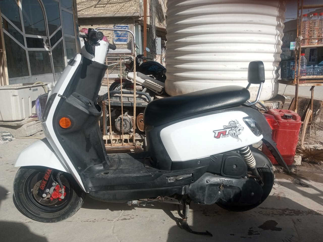 دراجه بوليسي موديل ٢٠١٣
دراجه خير من الله مشي ونضافه 
للبيع او المراوس بدراجه نضيفه 
للاستفسار: ***********
ماموجود خاص
