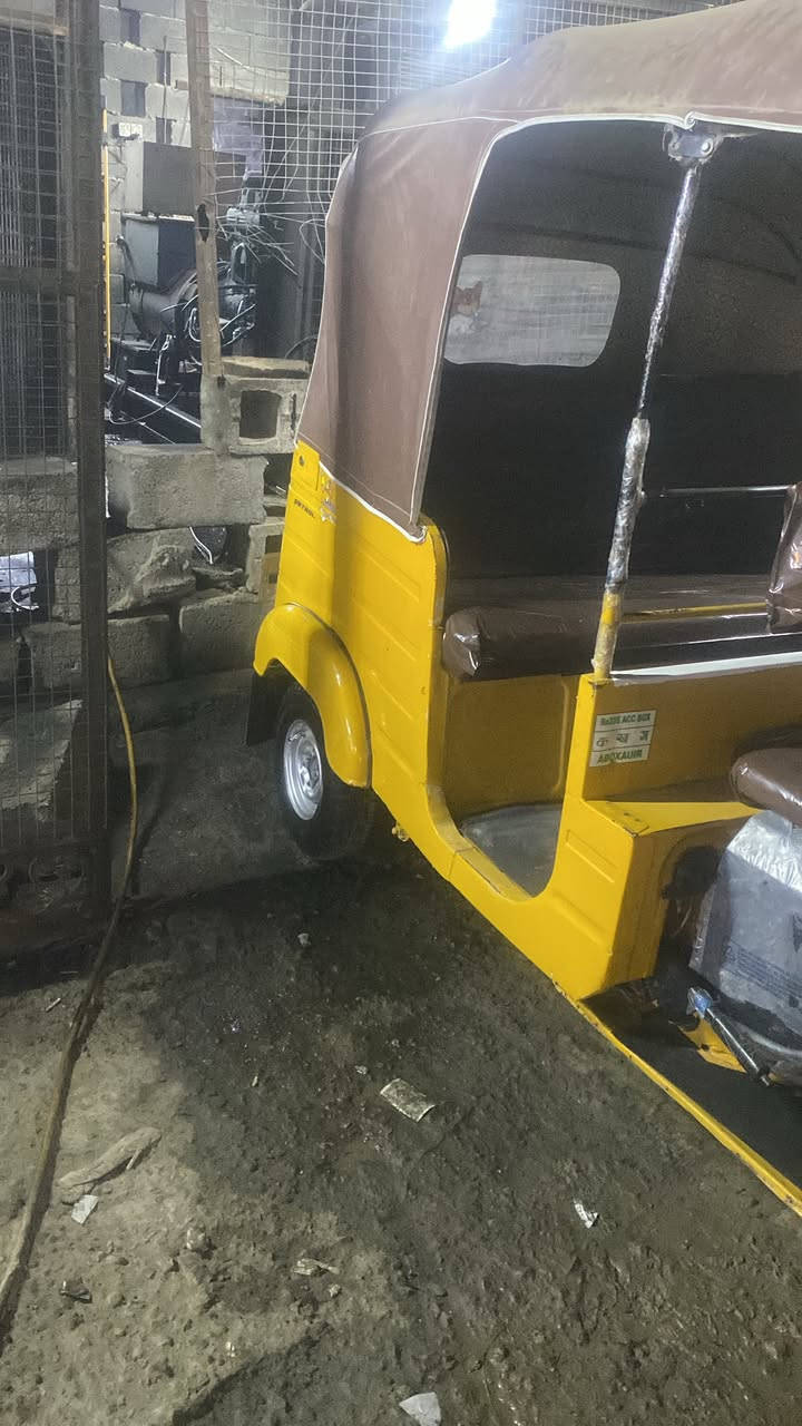 للبيع ب٥ملاين و٥٠٠وبيه مجال قليل


**إذا كنت صاحب هذا الإعلان وتريد حذفه لأي سبب، رجاءا أرسل رسالة إلى الدعم الفني**