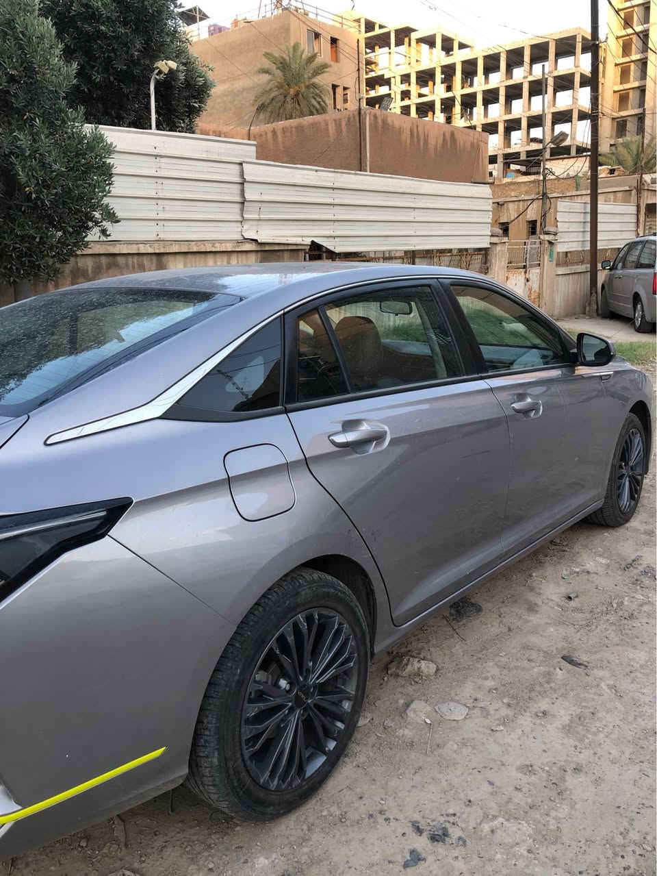 السلام عليكم 
دونك فينك هايبرد ماكس A60 لون مميز رصاصي بيها طخه بسيطة بالجنطه ظاهرة بالصورة عداها مابيها شي الباقي خير من الله ماشيه 48الف كم تبريد قطعتين ثلج وتدفئة فول تحكم اوتو بصمة دخول ذكي وتشغيل ذكي كير دبل كلتش 7نمرة موديل السيارة 2024 محرك 1500 تيربو 190حصان عزم 300 مدى الهايبرد 900-1000كم مواصفات فول شاشتين فتحة بانورما ومقاعد جلد ورقم بغداد جديد حولته تستلم رقم انكليزي .. السعر 110$ وبيها مجال للطيبين عنواني بغداد بغداد, العراق


**إذا كنت صاحب هذا الإعلان وتريد حذفه لأي سبب، رجاءا أرسل رسالة إلى الدعم الفني**