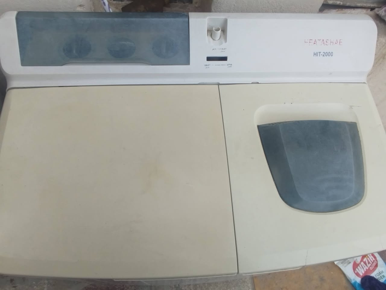 سلام عليكم غساله للبيع كامله ما ناقصه شي السعر 75 الف مكاني حله مركز الي يريده يراسلني وتساب ***********
