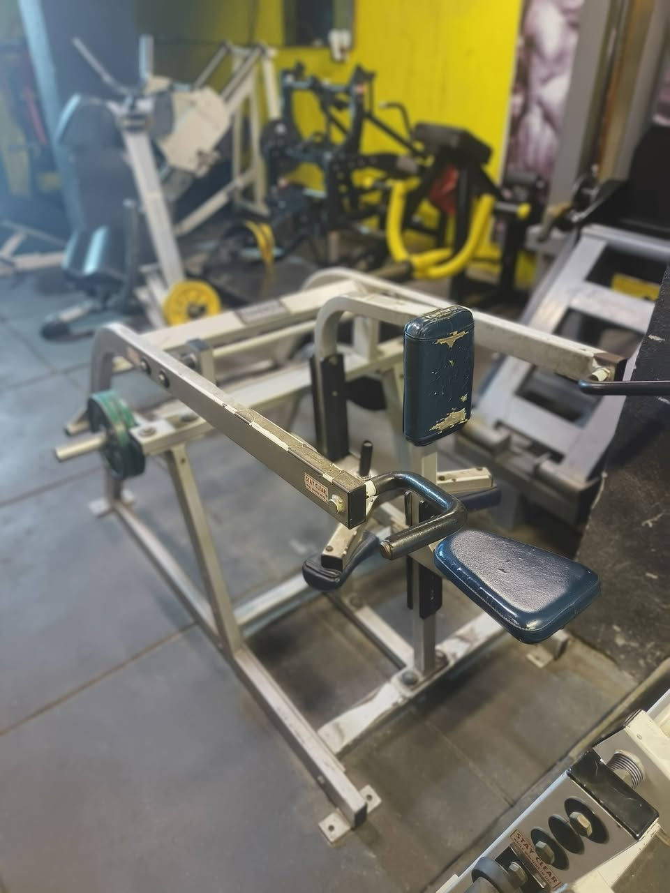 السلام عليكم ورحمة الله
 همر أمريكي أصلي أصلي أصلي جهاز نظيف 
كربلاء طويريج


**إذا كنت صاحب هذا الإعلان وتريد حذفه لأي سبب، رجاءا أرسل رسالة إلى الدعم الفني**