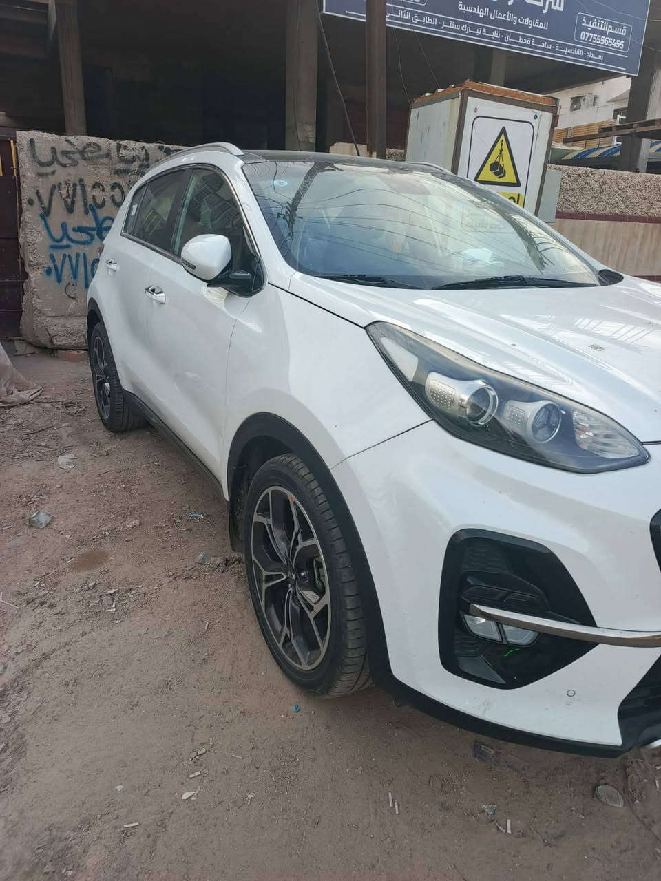 سلام عليكم
للبيع كيا سبورتج 
موديل:2019  
خليجي 
ماشيه: 89 الف كيلو
فول مواصفات الجيتي لاين 
بصمه تشغيل
بصمه ابواب
تحكم ستيرن جهتين
كشنات كهرباء 
3انظمه قياده
 مثبت سرعة
محرك 2000دوش
 لايت زنون بلادي
بروجكتر زنون بلادي
بكلايت لد
مري شفط
بنوراما
حساس امامي خلفي
داخل جلد قرميدي
سايد بريك بصمه
اوتو هولد

السياره: كفاله عامه من التبديل والصبغ فقط يم قبق البانزين رشه صبغ خفيفه السعر:(18300$) 183 ورقه وبي مجال
مكان السياره: بغداد ابو غريب
للاستفسار:*********** متوفر واتساب
