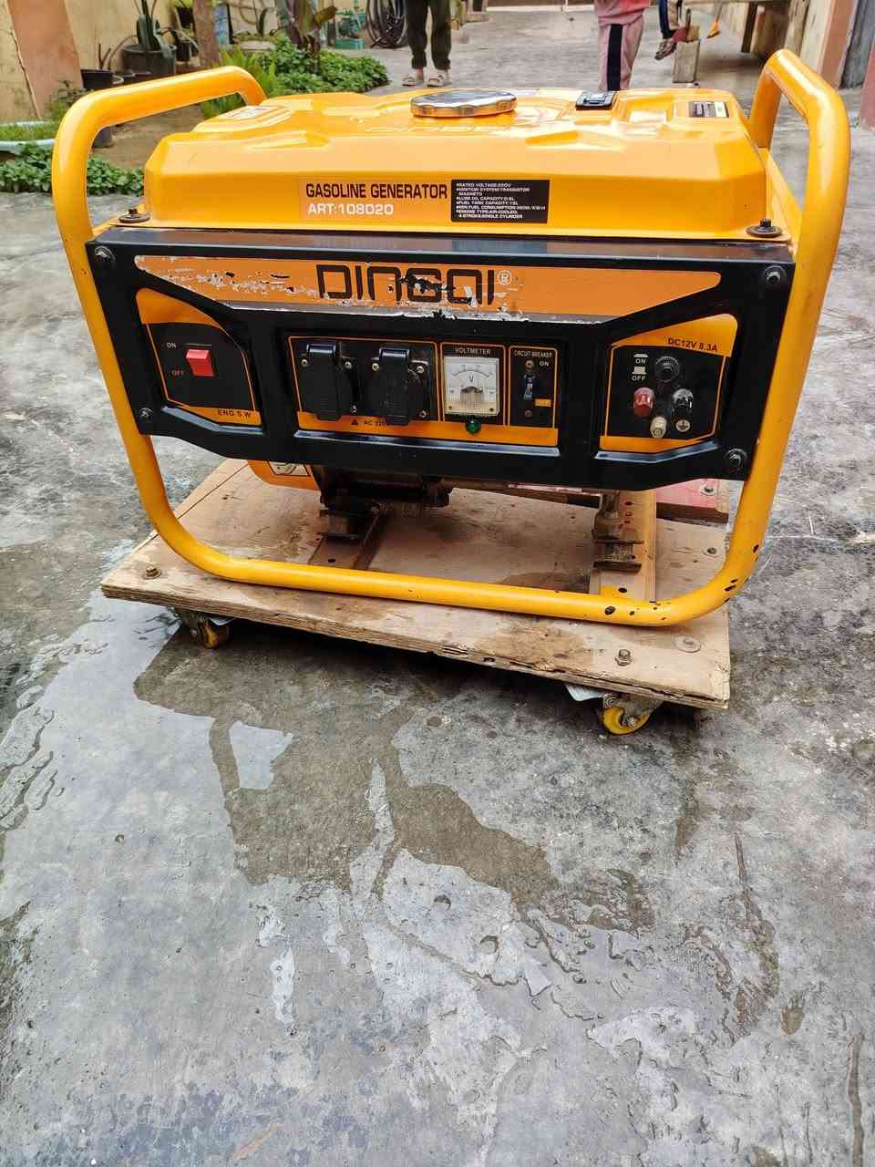 سلام عليكم مولد نضيف ماستخدمته هواي الله شاهد شقال وتجي تحمل عليه البيت يلاتاخذه يفيد البيت اصحاب المحلات رايده 200 وبي مجال


**إذا كنت صاحب هذا الإعلان وتريد حذفه لأي سبب، رجاءا أرسل رسالة إلى الدعم الفني**