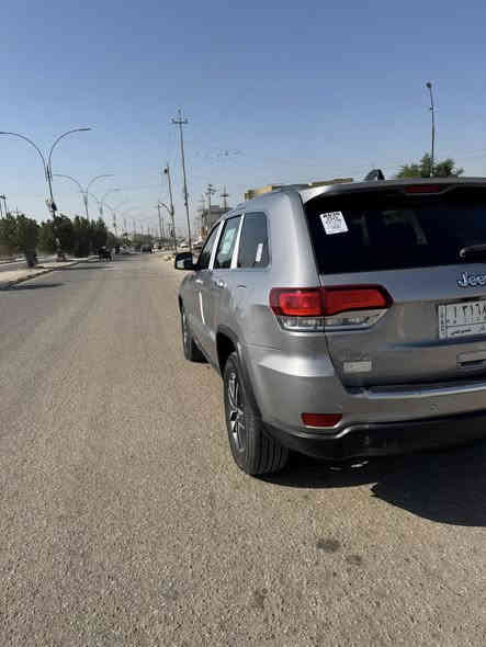 السلام عليكم جيب لاريدو  21 اصل بسمي لبيع وارده جاملغ  وبنيد  السعر 215بيه مجال اتصال عل هذه رقم ***********
