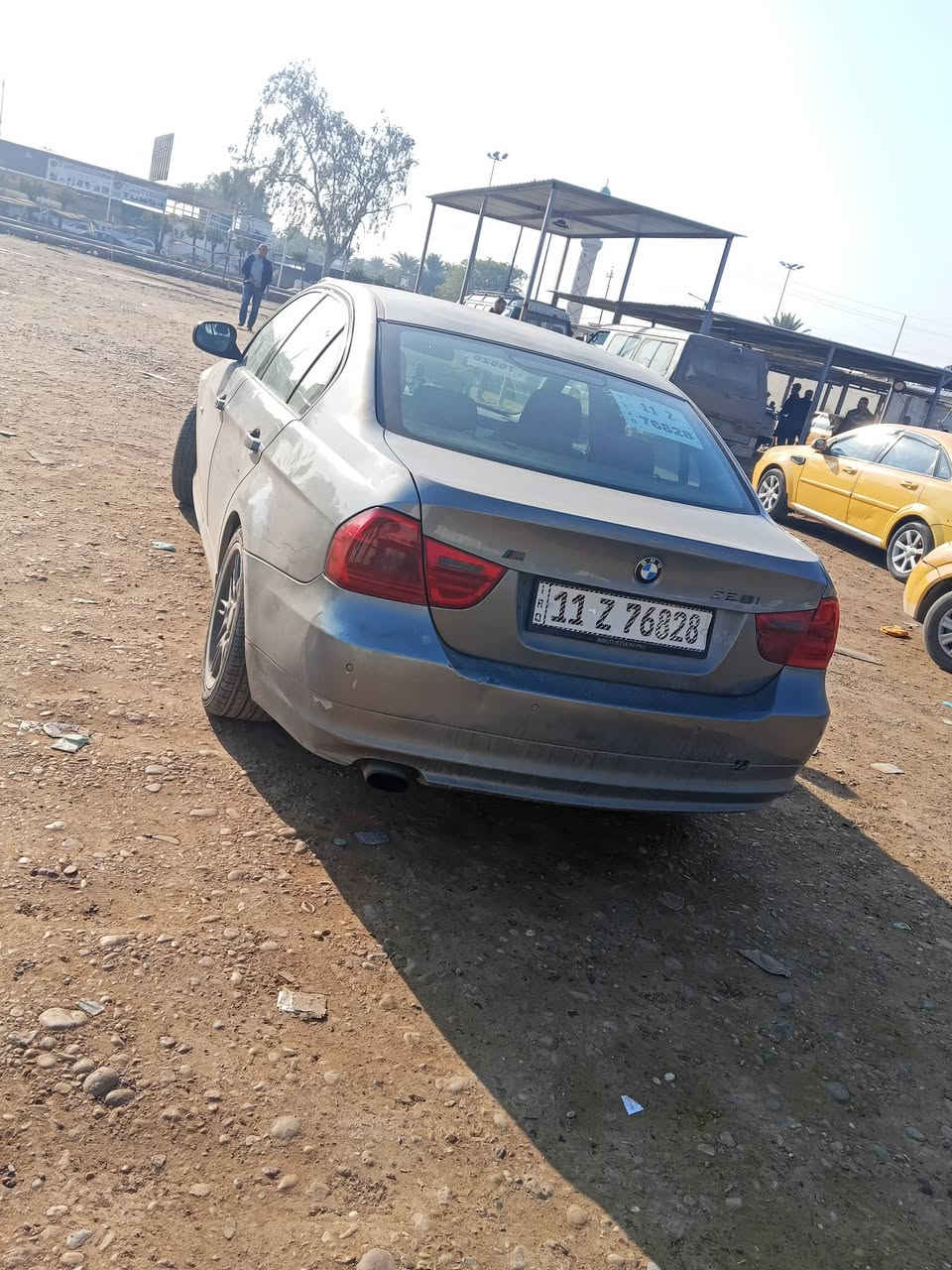 السلام عليكم
Bmw e90 
موديل 2009 رقم انكليزي 
مكينة 4 سلندر كير عادي سيارة جديدة وحلوة يرادلها صبغ دعاميات كير مكينة جدد صدر جديد داخل جديد
 مكينة قبل 5 أشهر شادها  
بس من تقبط سكليتر مرات يطلع صوت مثل ضاغطة اوشي لا تبخير ولا تنقيص 
اني ابيع مكينة كايمة وينزل من السعر 5 أوراق سعر المكينة 
السعر  84 وبيها مجال وماكو هيج سعر ب هاي النضافة 
للاستفسار الاتصال ع الرقم *********** 
المكان بغداد
