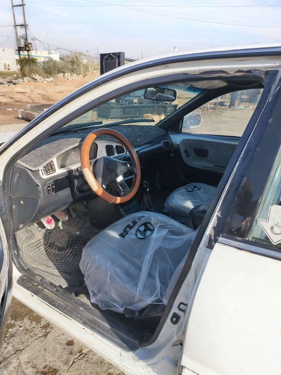 السلام عليكم سوناتا تو موديل 95 رقم انبار تحويل مباشر سنويه جديده
كير عادي مكفول
محرك 2000 مفتوح نظيف مكفول
مكفوووله من ضربه صبغ احزام فقط
مكان السياره الرمادي 
السعر ٣٦
***********
