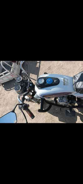 ستوته للبيع اوراق اصولي شاصي يخبل ولا قطرت لحيم 2012باقي تفاصيل اتصل ***********لسعر مليون بيه مجال بدي وياه موجود بس لحيم عوزه قليل
