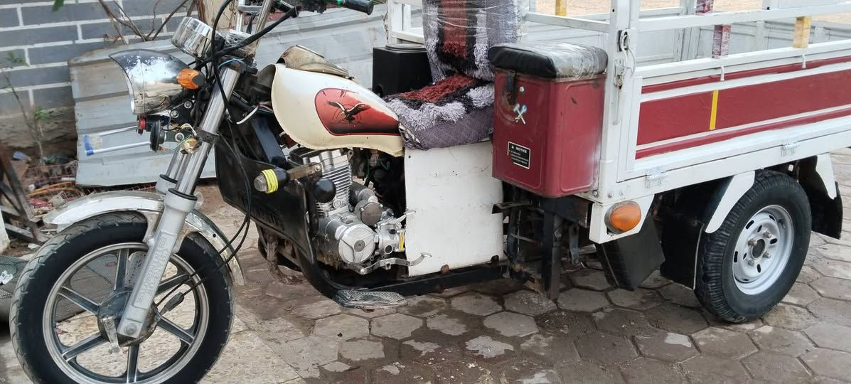 السلام عليكم
ستوته البيع 

مديل 2021 صقر... 

اوراق ومكمركه

ستوته خير من الله 

نكره سلف و

نص دوسه هندر

كهربايات كلها شغاله

اي نقص مابيه 

السعر واحد ونص

الستفسار عل رقم 

***********
